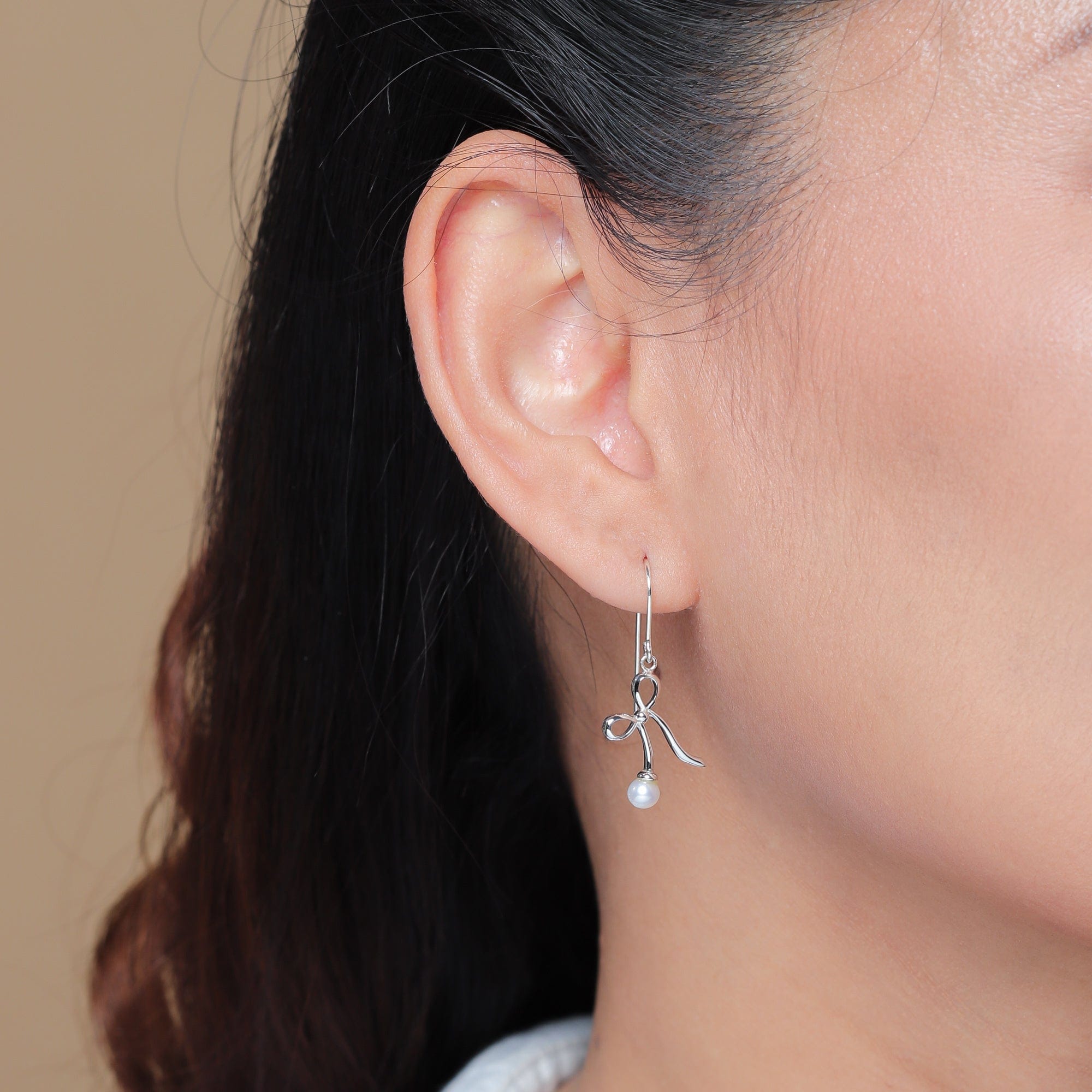 Boma Jewelry Ribbon with a Pearl Earrings