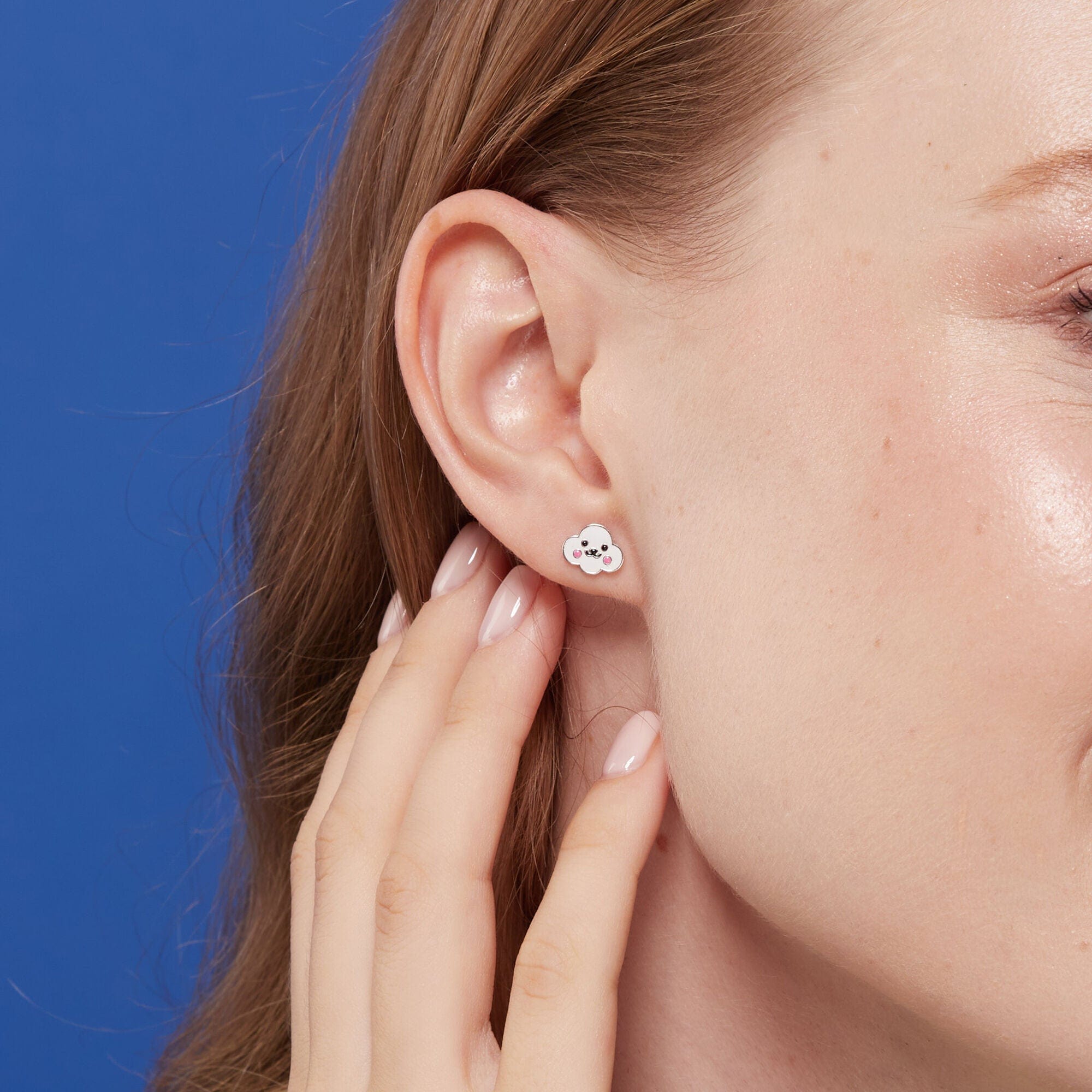 Boma Jewelry Smiley Face White Cloud Studs