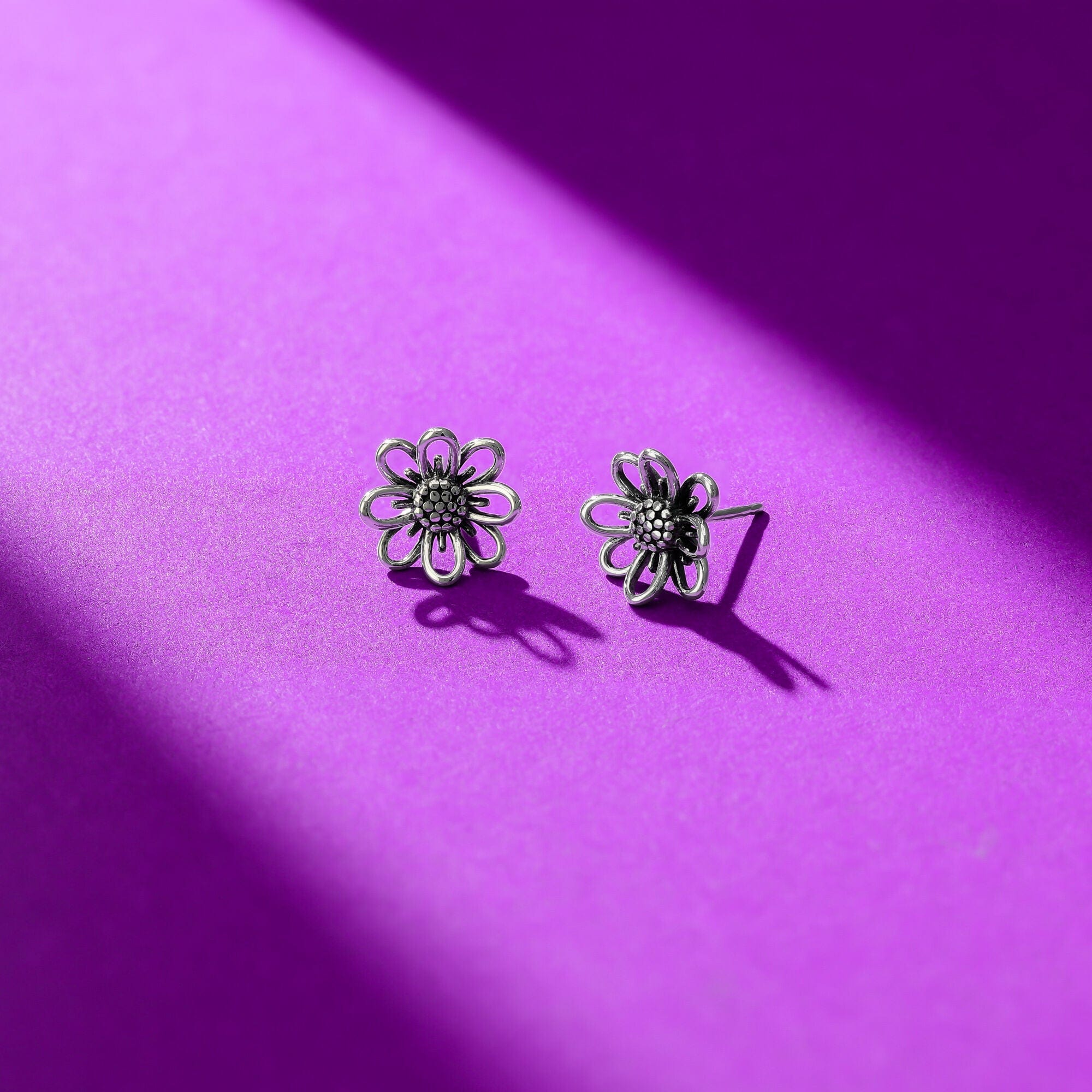 Boma Jewelry Gerbera Daisy Flower Studs