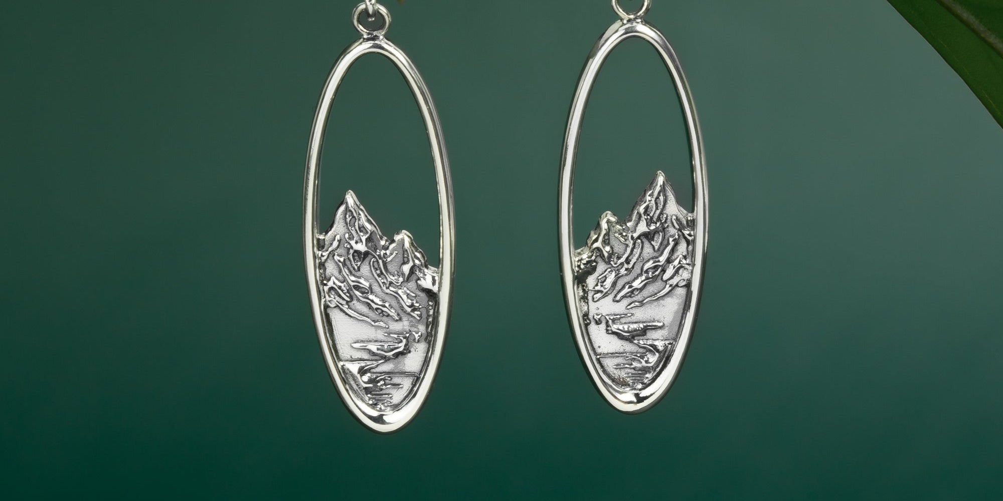 ✨ Behind the Twilight: The Jewelry Collection Inspired by the Magic of The Twilight Saga🌘🌙