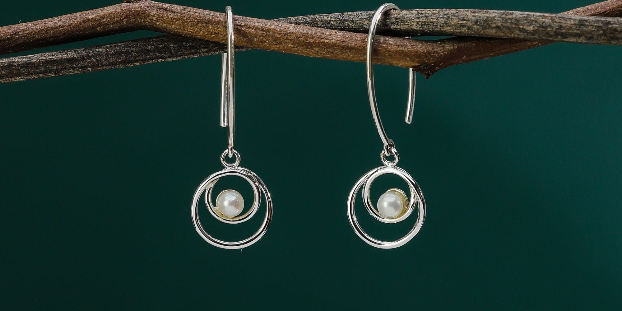 Modern Romance Jewelry: Trending Heart Styles to Watch 🎁✨