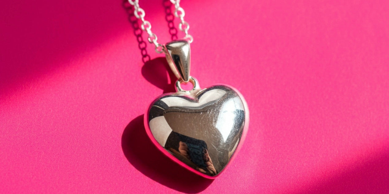 Boma Jewelry Best Jewelry Gifts for Girlfriends 💗 Blog Post Cover