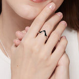 Wave Ring with Stone